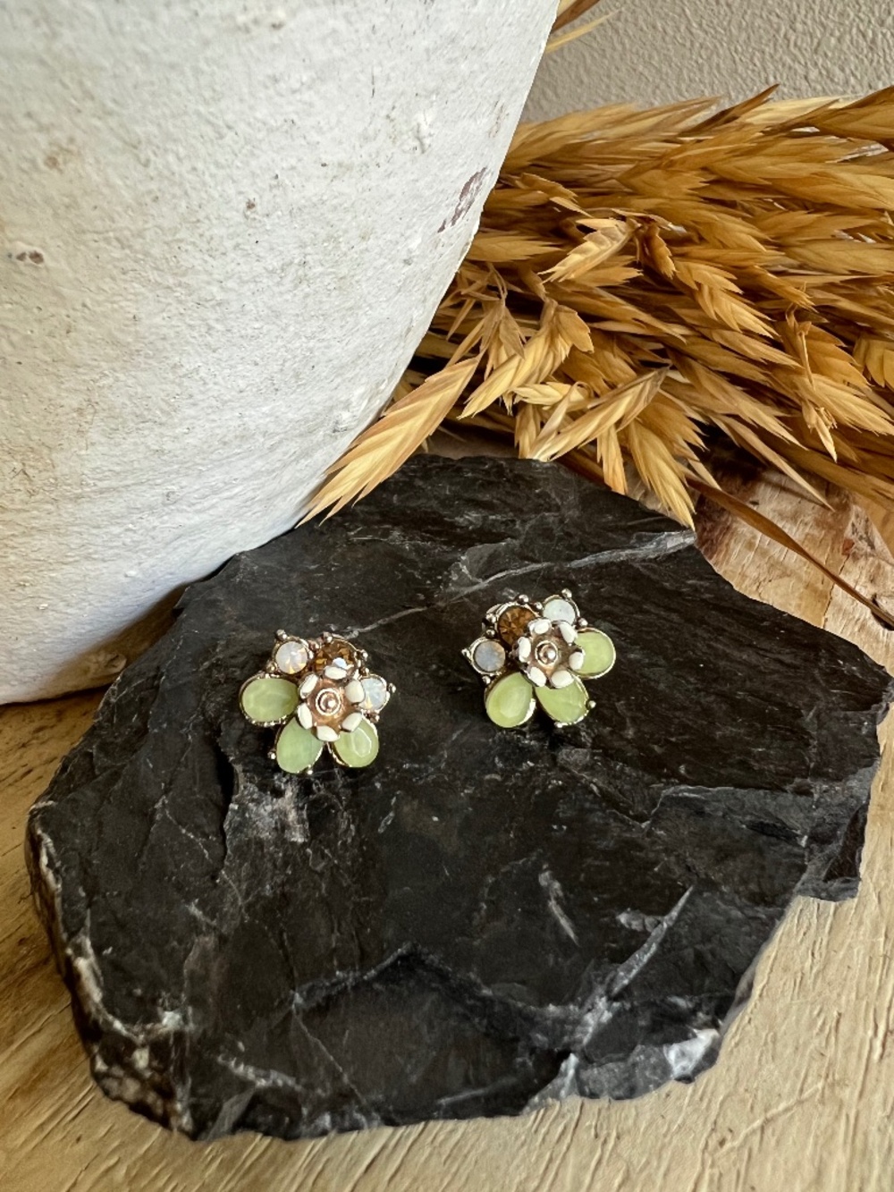 Retro Kitschy Mint Gemstone Floral Stud Earrings